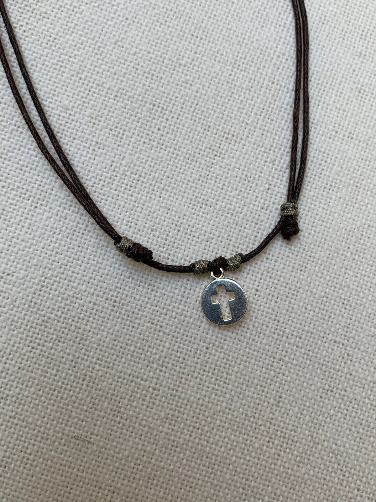 Collar Petit medalla Cruz Calada