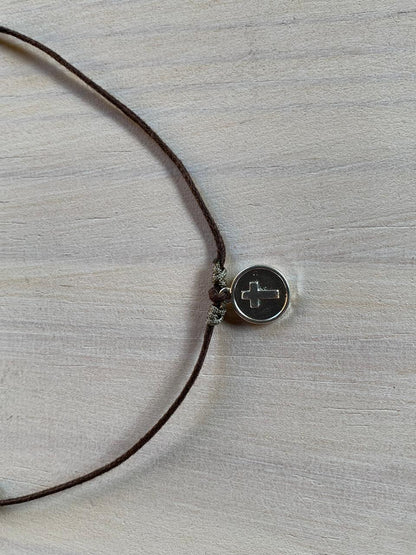 Collar Petit Medalla Cruz Entera